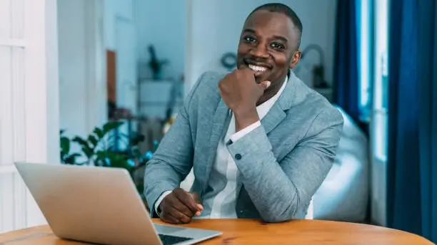 Hahou Services recrute : Chargé(e) de clientèle & Agent Administratif