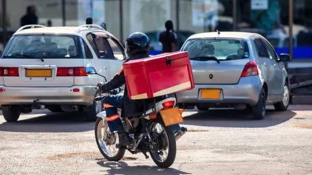 Livreur moto