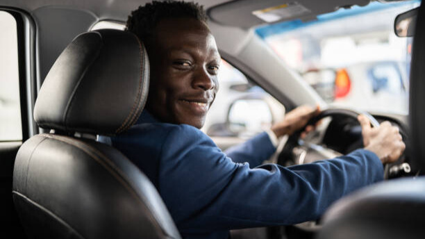 Kalia recrute un Chauffeur de Direction & Chauffeur-Coursier