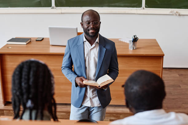 Lycée Jean Mermoz recrute un enseignant CDD 6 mois à compter de janvier 2026